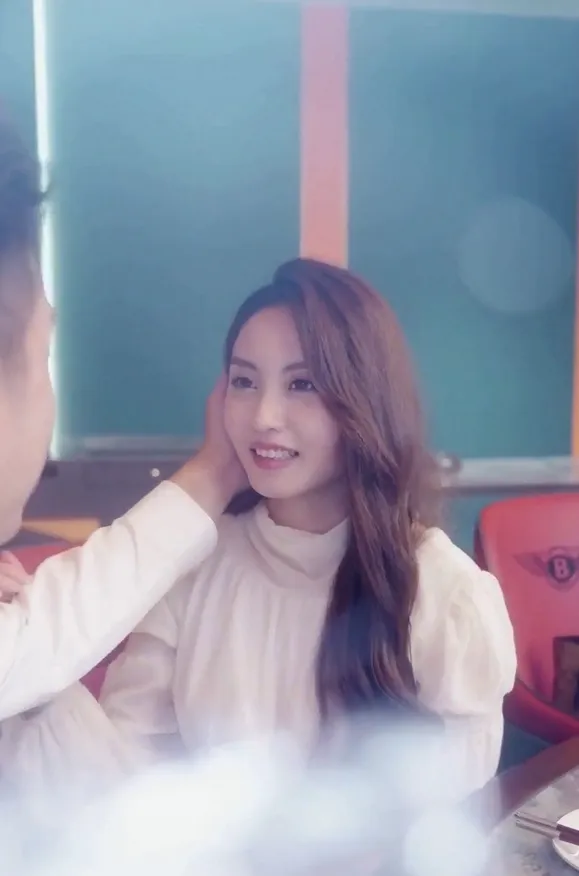 The CEO’s Cuddle Wife